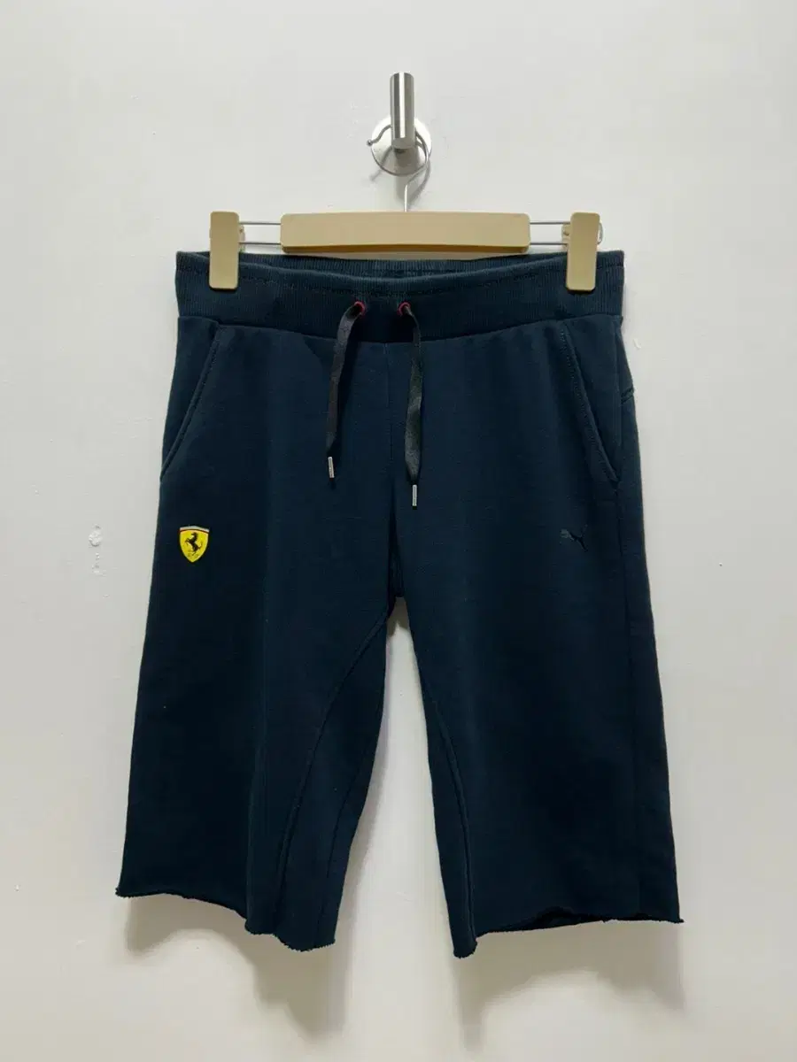 90 Ferrari Training Shorts Navy