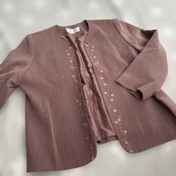 Lily Brown 여성용 노카라 자켓 핑크 자수 자켓