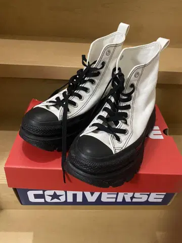 CONVERSE 통굽 하이컷 스니커즈