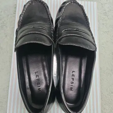 LEPSIM 블랙 로퍼 M