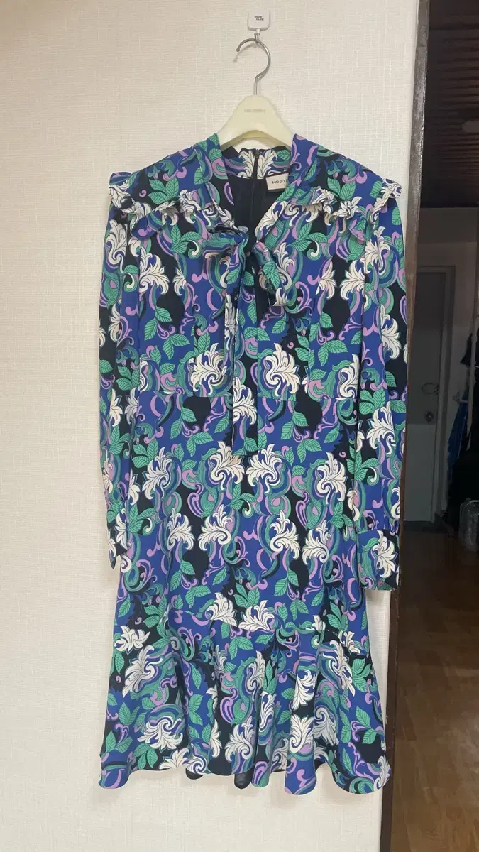 Mojo.s.phine Frill Onepiece (Very Good Condition)