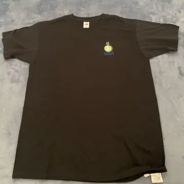 Fruit of the Loom 퍼펫 스눕 티셔츠 키위 블랙