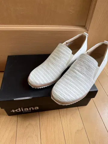 diana 화이트 슬립온 5cm 힐