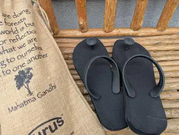 Gurus Nature Black (블랙) 샌들 젠더리스