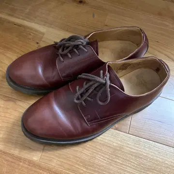 Dr.Martens 드레스 신발