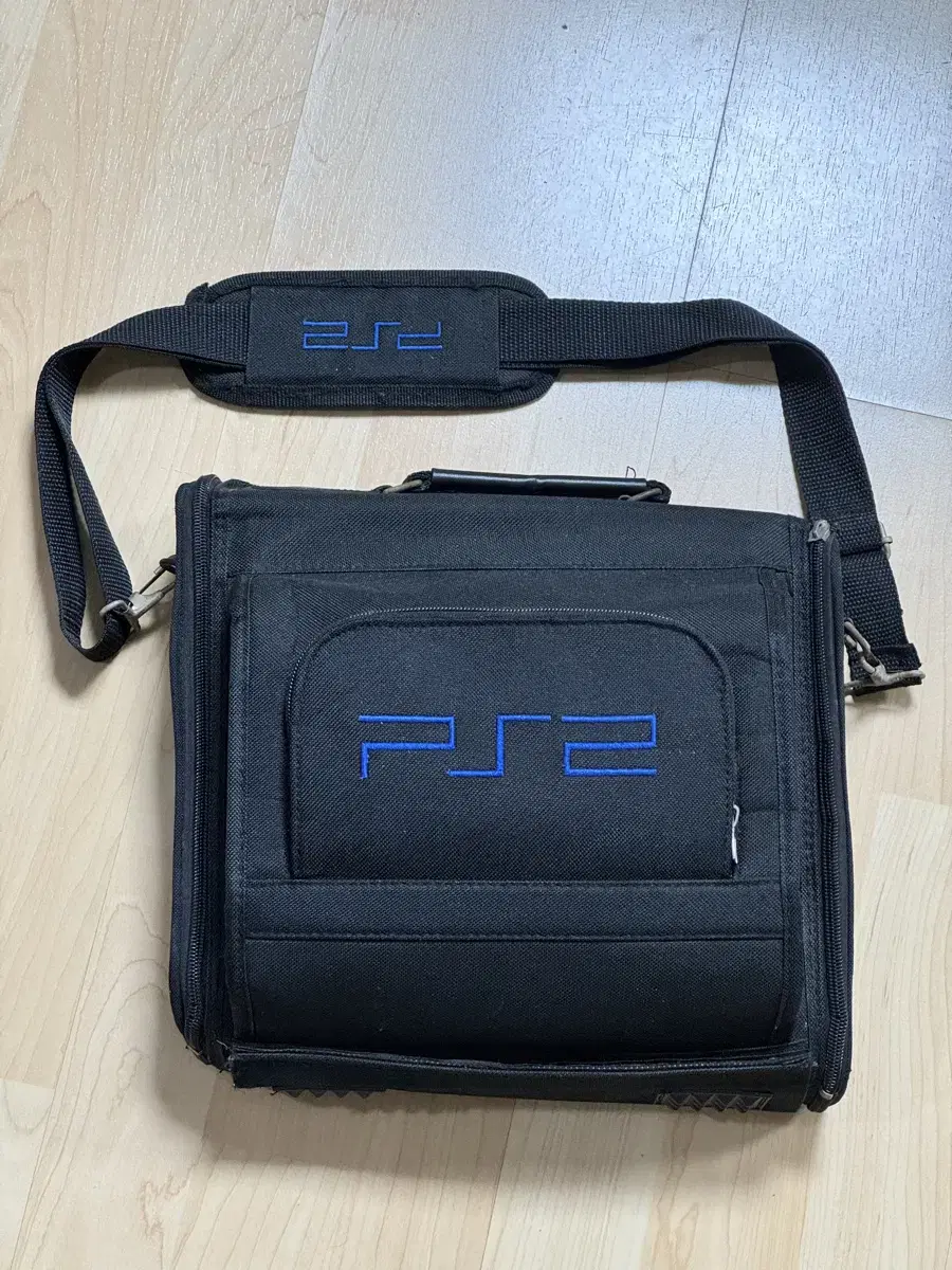 PS2 Slim Exclusive Bag