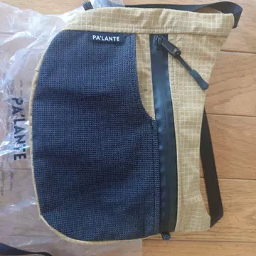 PAL'ANTE 사코슈 베이지와 블랙 스몰