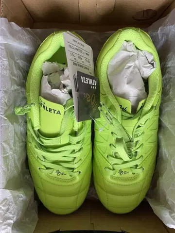 아스레타 ATHLETA 스파이크