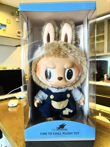 LABUBU TIME TO CHILL 봉제 인형