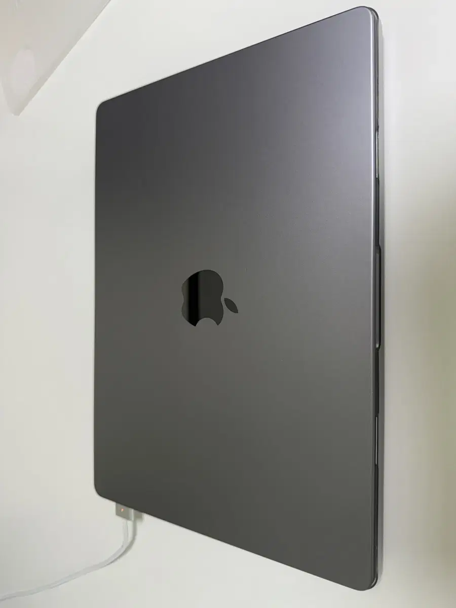 MacBook Pro 14 M1 Max 10c/32c 32GB 1TB Battery 91%