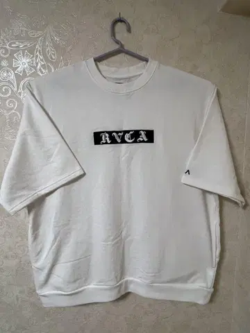 RVCA 티셔츠