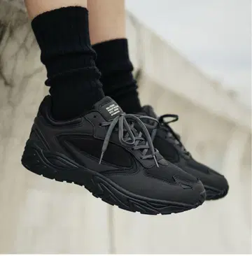 810s ET002 STUDEN 차콜 스니커즈