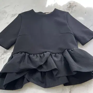 heve 피오니 페플럼 블랙