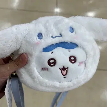 치이카와 (먼작귀) 산리오 콜라보 하치와레 파우치 시나몬 시나모롤