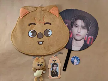스키즈 한 부채 커버 부채 콰카 인형 배지 트레이딩 카드 케이스