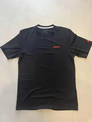 Patagonia 남성용 티셔츠 S 래쉬가드