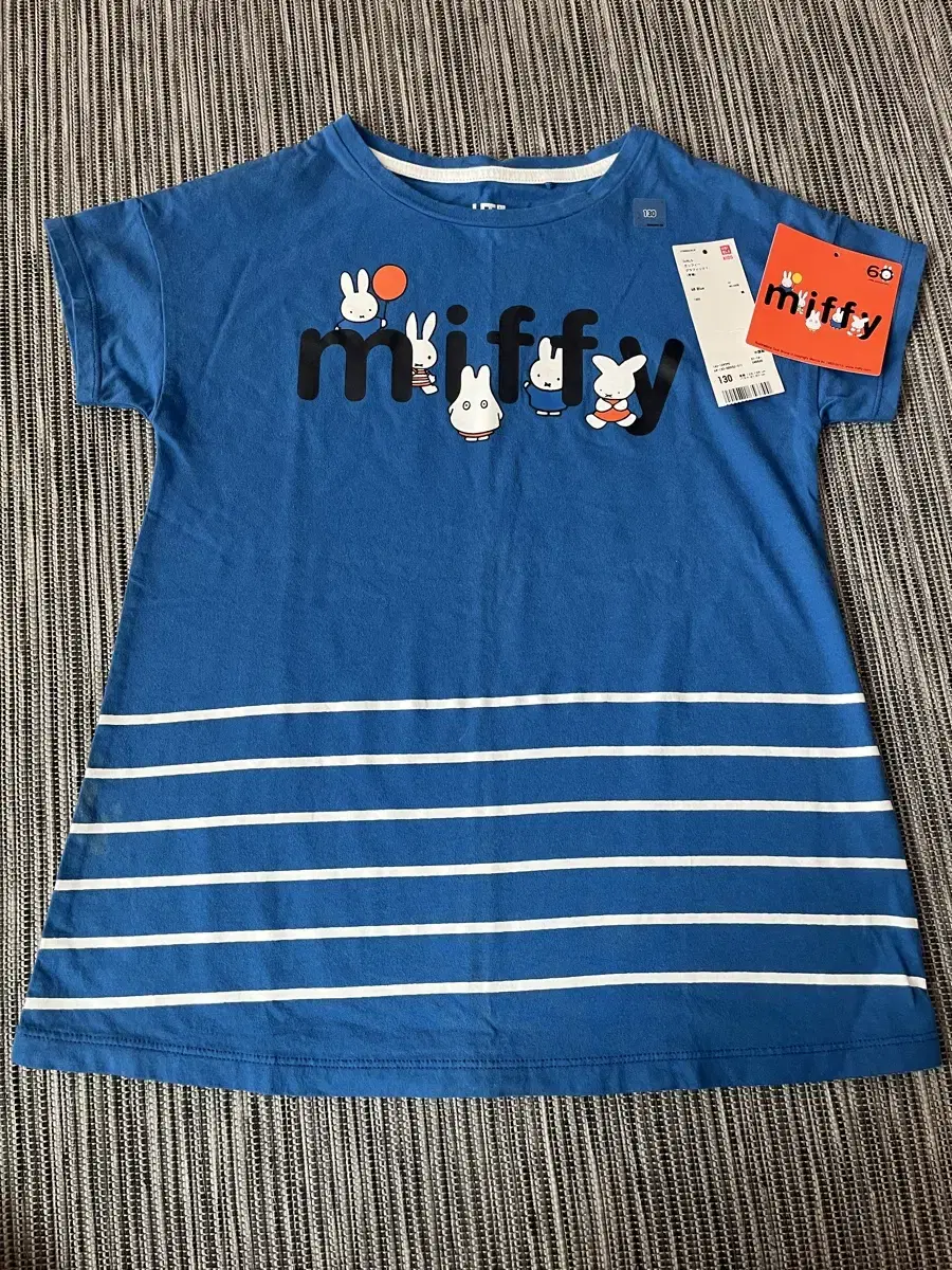 Uniqlo Miffy T-shirt 130 size