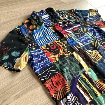 URBAN OUTFITTERS 어반 아웃피터스 미국 구제 의류 90년대
