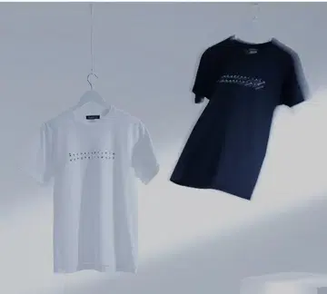 QurioStore "Life is..." 티셔츠 S 사이즈 2색 세트