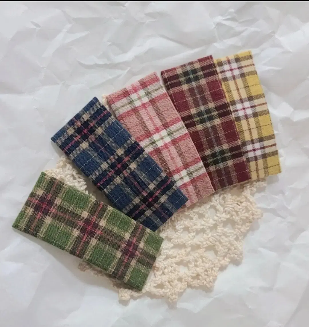 Checkered 7cm Snap Hair Clip