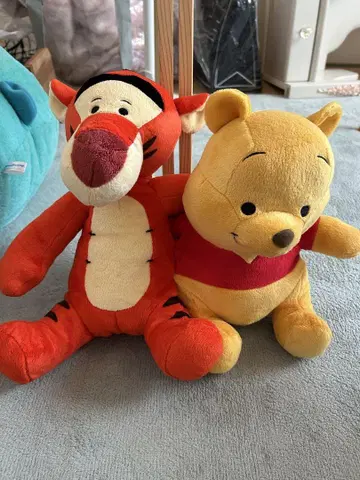 푸우와 티거 봉제 인형 세트