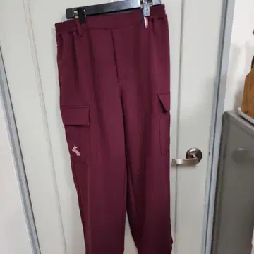 버건디 카고 팬츠 토끼 자수
