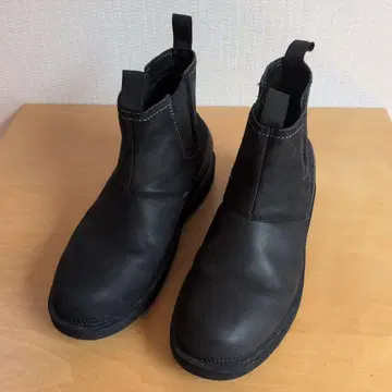 Crocs 201871 블랙 가죽 사이드 고어 부츠