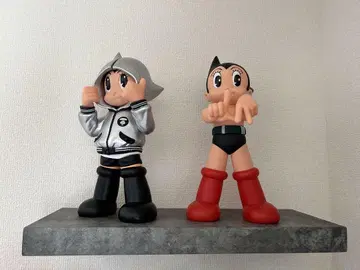 철완 아톰 피규어 astro boy