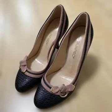 DSQUARED2 디스퀘어드 하이힐 펌프스 23cm 리본