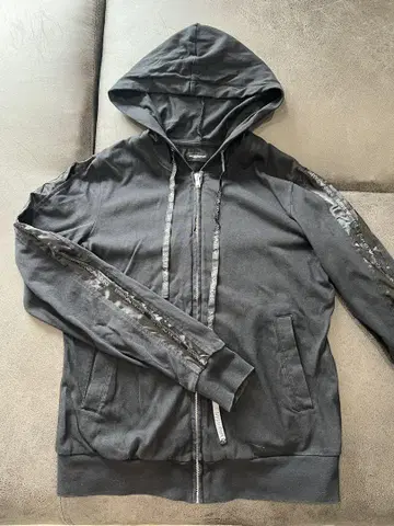 EMPORIOARMANI 후드티