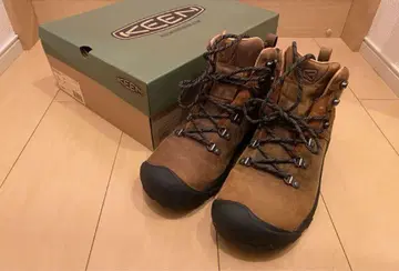 KEEN PYRENEES SYRUP 부츠 등산