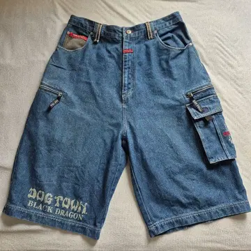 새상품급 DOGTOWN 도그타운 데님 하프 팬츠 청바지 자수 로고 L