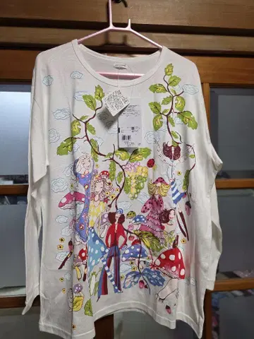 츠모리치사토 긴팔 티셔츠 LL 택 포함