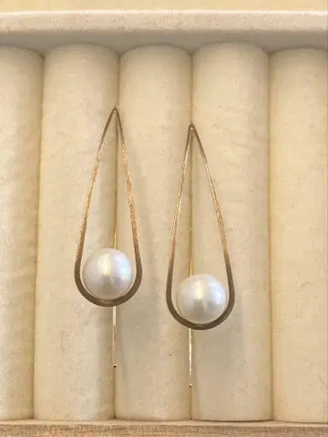 아가트 K10 펄 귀걸이