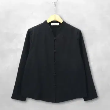 히토시타무라 시선당 싸개 버튼 크레이프 원단 자켓 블랙