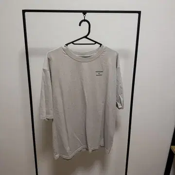 스타벅스 스누피 티셔츠 그레이 L-XL 사이즈 피넛