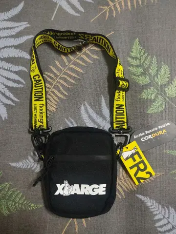 미사용 새상품 FR2 숄더백 XLARGE