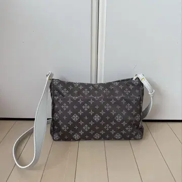 러셋 숄더 백