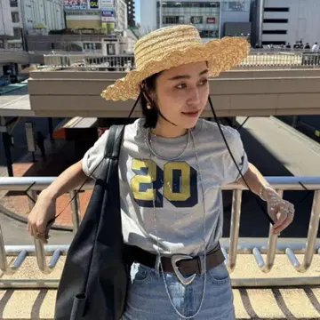 JEANASIS 지나시스 오네산 eL 그레이 티셔츠