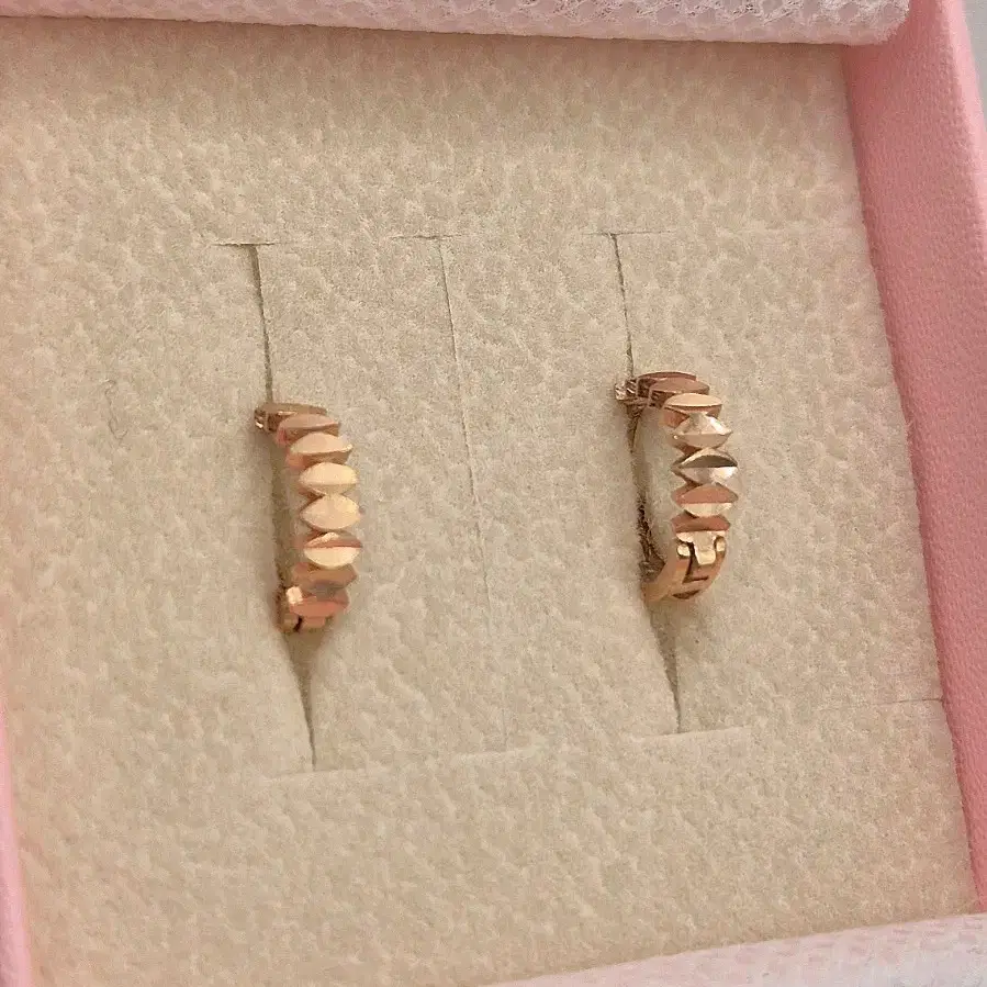 14k 리플컷 귀걸이 (카드가)