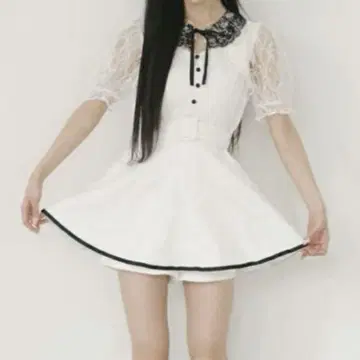 bubbles 프릴 칼라 레이스 셋업