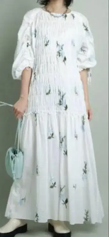 카듀네 자수 셔링 원피스