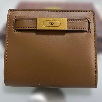 TORYBURCH 브라운 가죽 접이식 지갑 T 마크