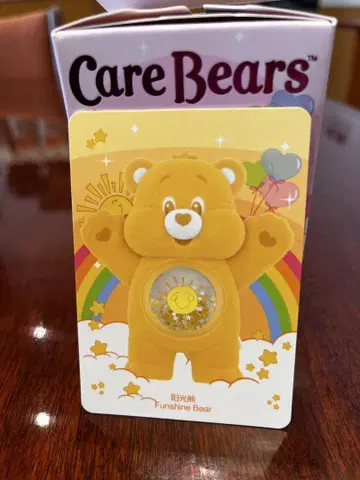 케어 베어 popmart 컬러풀한 허그 Friend Bear