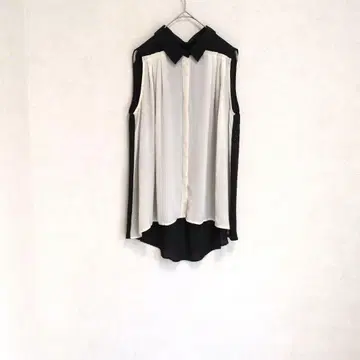 질스튜어트 A 라인 슬리브리스 플레어 튜닉 블라우스