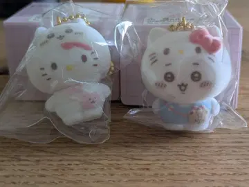 치이카와 산리오 시크릿 플로키 마스코트 참 치이카와 헬로키티