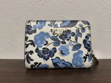 kate spade 꽃무늬 이중 접이식 지갑