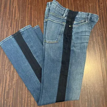 FRAME DENIM 플레어 데님 25 미사용