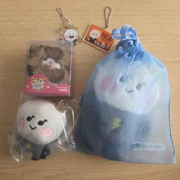 TREASURE 요치 요시 봉제 인형