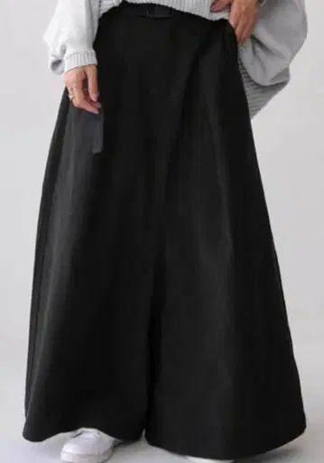 안티카 블랙 벨트 와이드 팬츠
